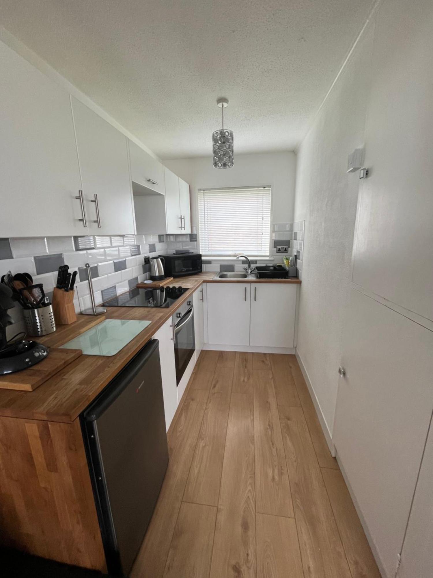 Signature, Scratby - Two Bed Chalet, Sleeps 7, Free Wi-Fi, Bed Linen And Towels Included, Pets Welcome And Onsite Entertainment Available エクステリア 写真